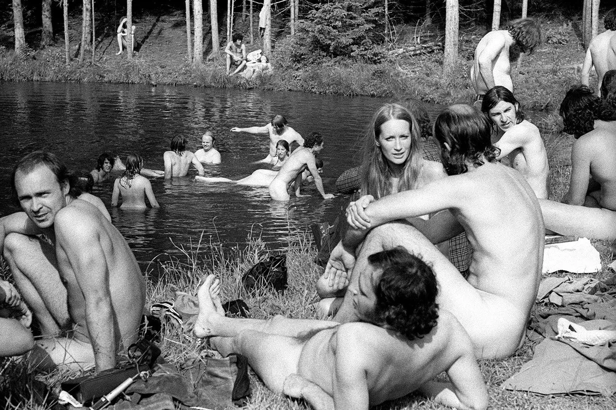 Nudist - Foto 90 van 141