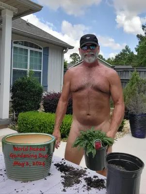 Nudist 86