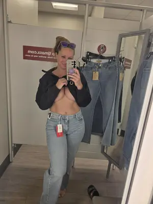 Rijpe Vrouwen / MILF 561